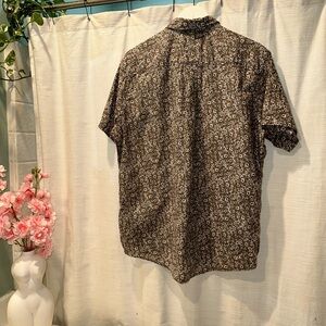 Vintage 2000s Eddie Bauer floral print short-sleeve button down Men’s shirt
